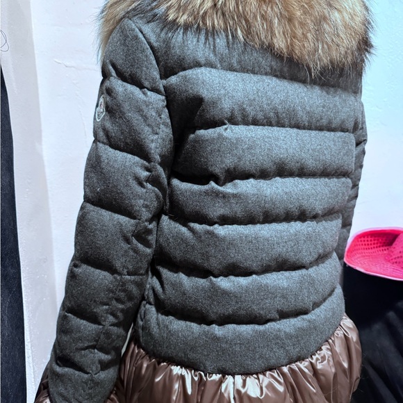 Moncler Grey Puffer Jacket with Fur Trim - Picture 7 of 14